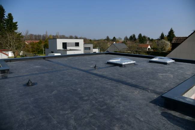 A Guide To EPDM Rubber Roofing